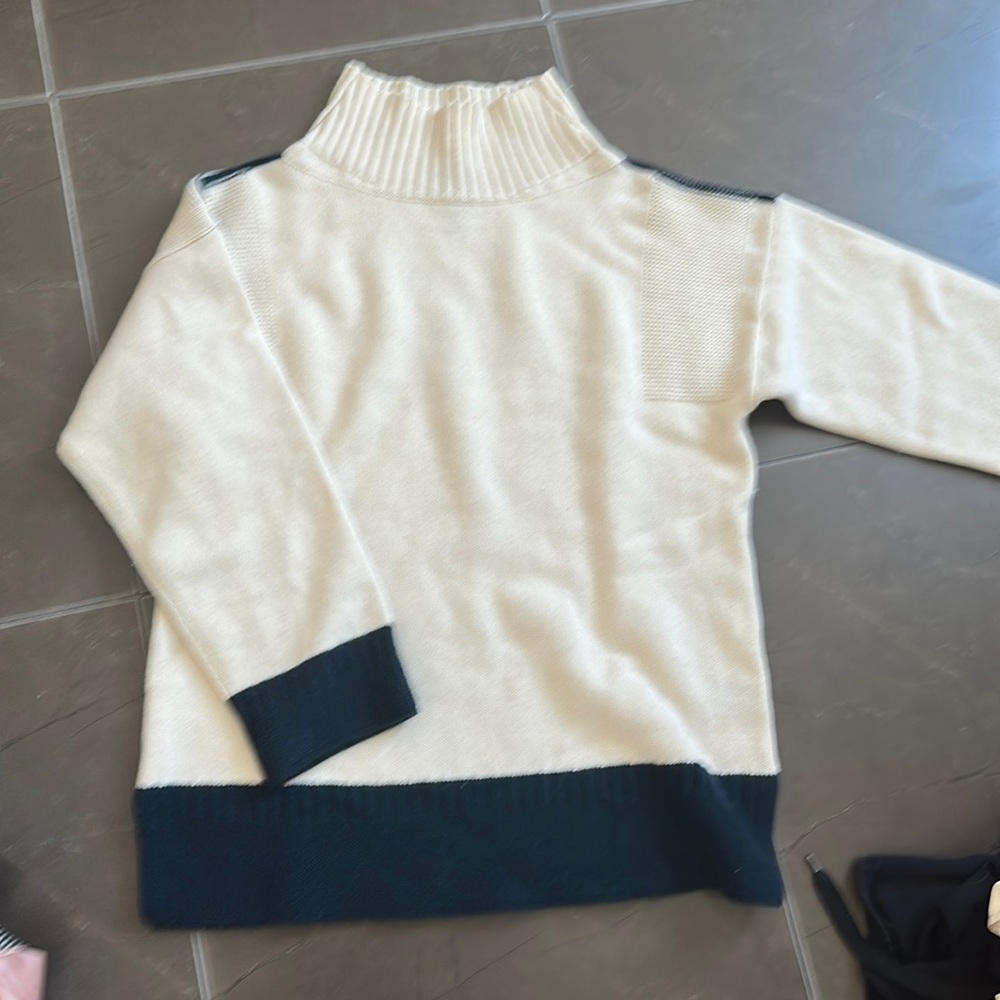 Rag and Bone 100% cashmere sweater